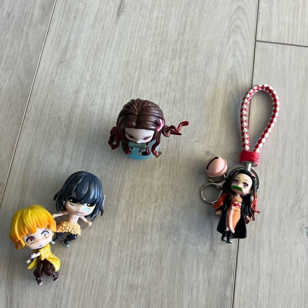4 pcs toys - Picture 4 of 4